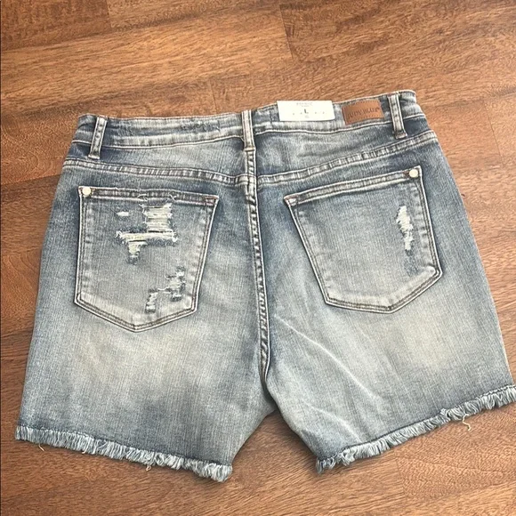 Judy Blue Distressed Blue Jean Shorts - Picture 2 of 2